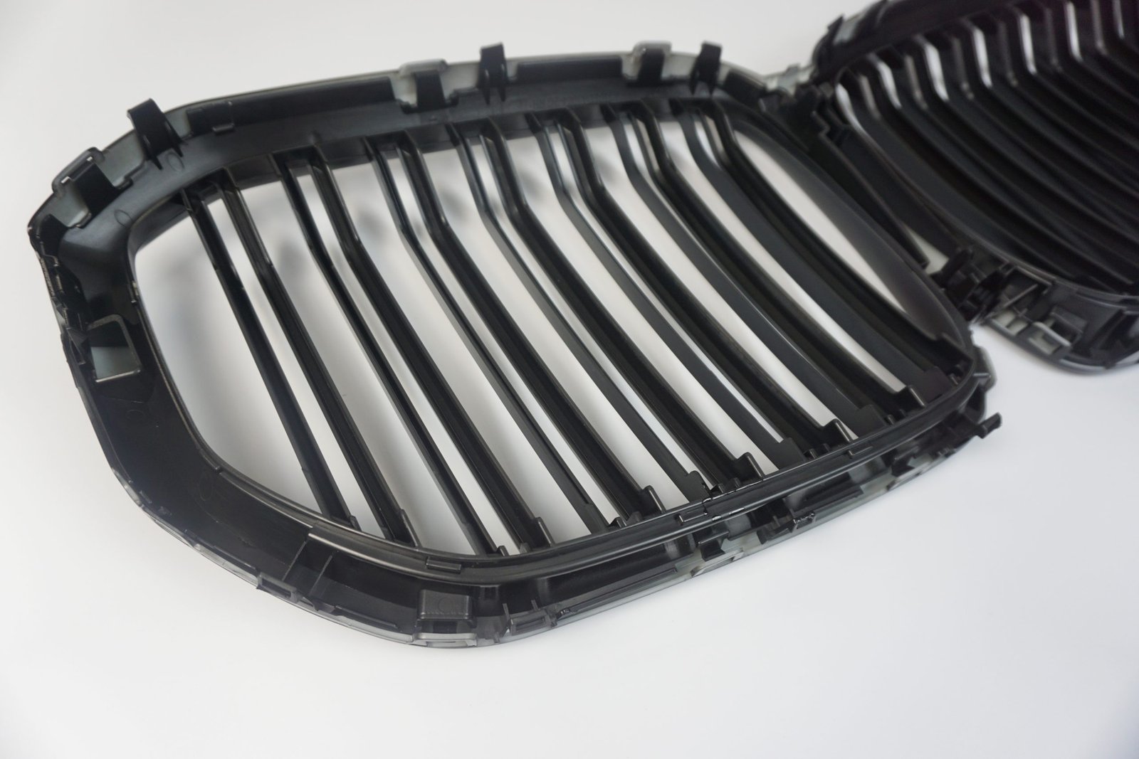 bmw x5 x6 front grille double line 2007-2014 - Image 5