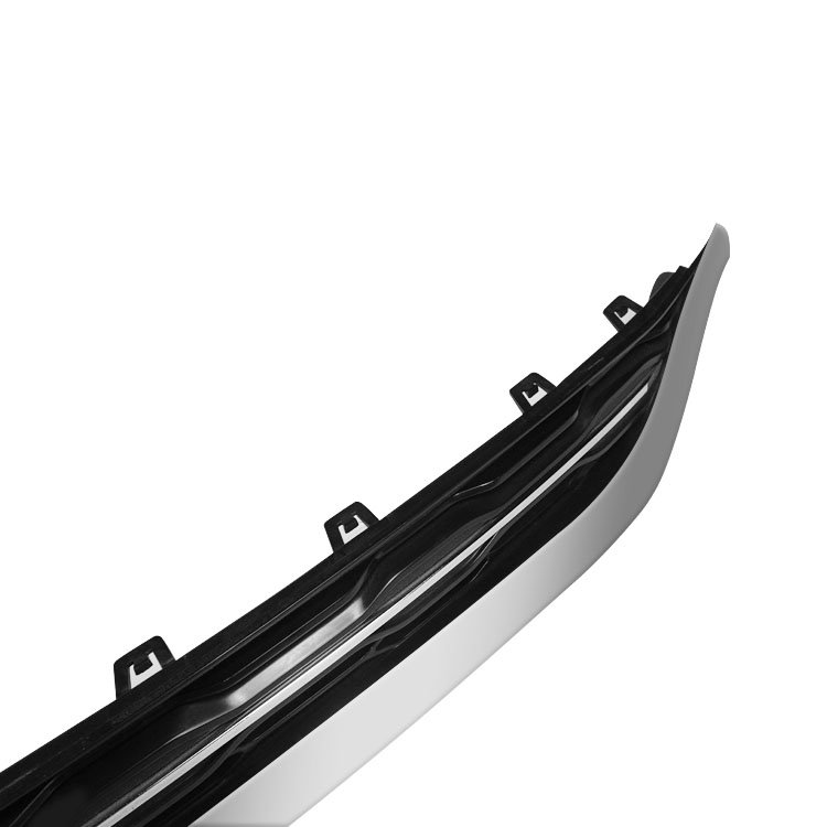 Chevrolet Malibu XL upper front grille 2016+ - Image 5