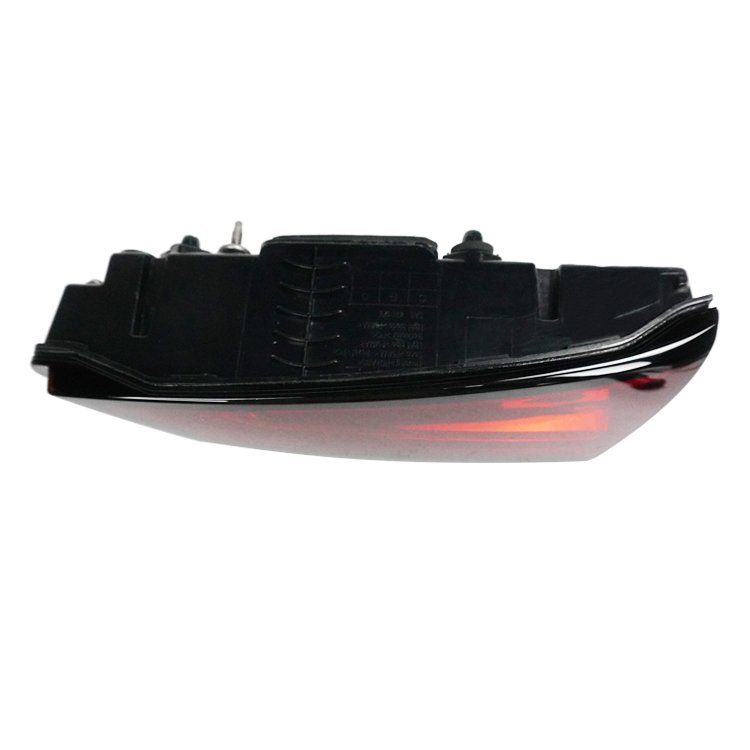 Cadillac CT6 taillight 2019+ - Image 2