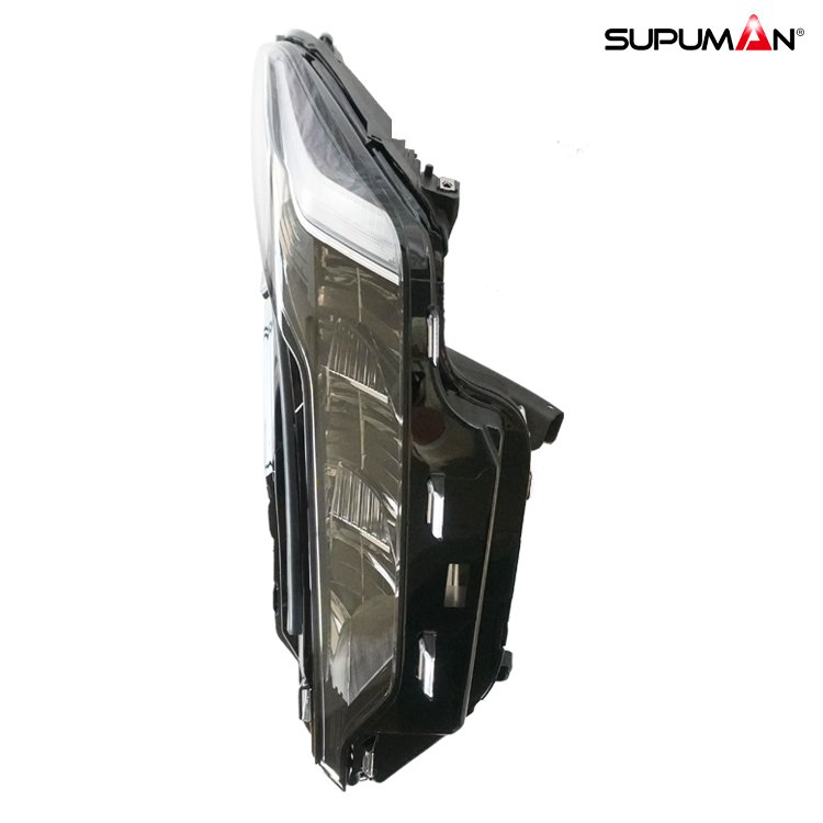 Cadillac CT5 head light - Image 2